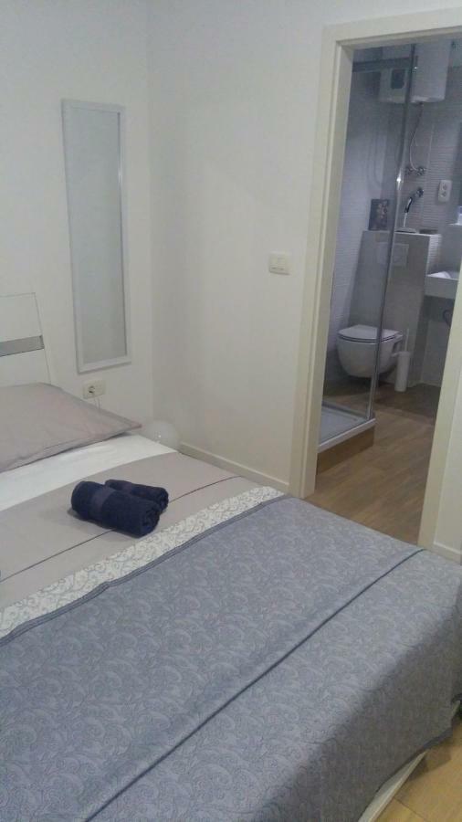 Studio Apartman Adris Hotel Šibenik Kültér fotó