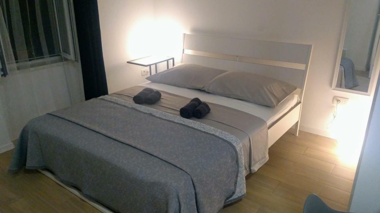 Studio Apartman Adris Hotel Šibenik Kültér fotó